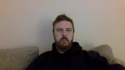 123holt123 online show from April 17, 2:25 am