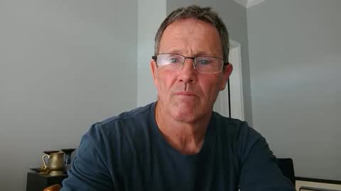 13glanmorfa online show from February 15, 4:04 pm