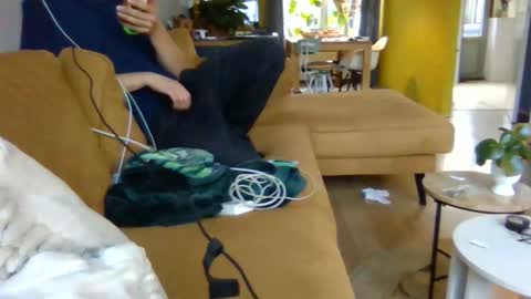 Snapshot of 18hereman chatting on October 23, 7:01 am man 18 but cute online show from October 23, 7:01 am