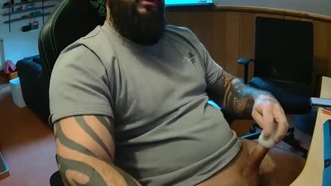 19andre90 online show from December 17, 10:00 am