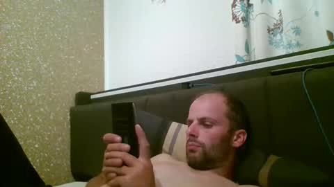 Snapshot of 19berni91 chatting on September 22, 6:51 pm berni online show from September 22, 6:51 pm