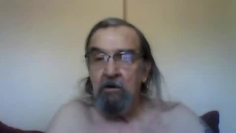 1valentine online show from May 25, 2:34 pm