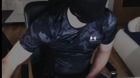 21boyp online show from April 19, 9:39 pm