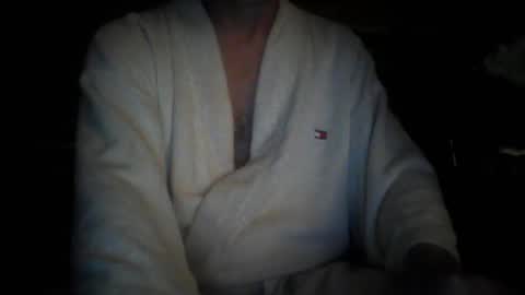 Snapshot of 247365onit chatting on October 23, 2:15 am 247365onit online show from October 23, 2:15 am