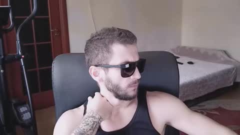 33377alex77333 online show from December 1, 7:33 am