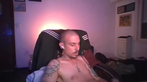 3n3v3 online show from December 14, 5:47 am