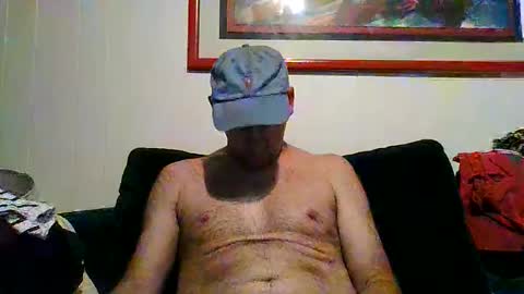 Snapshot of 4nuf chatting on October 22, 8:56 pm 4nuf online show from October 22, 8:56 pm
