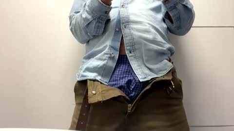 555tony555 online show from March 10, 1:44 am