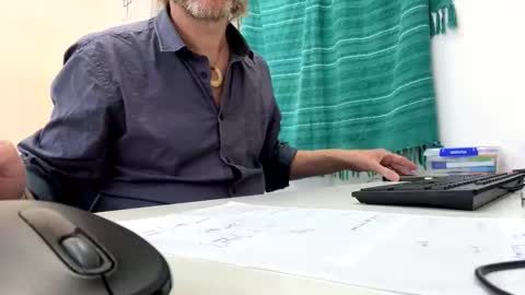 555tony555 online show from April 15, 3:28 am