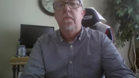 72funguy71 online show from February 7, 8:42 pm