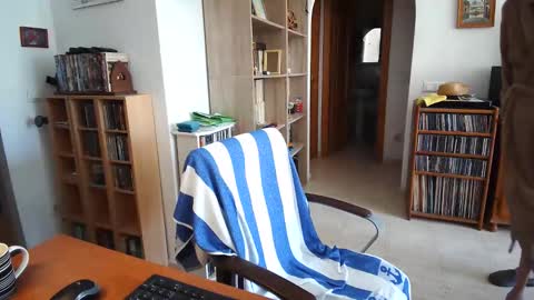  Papi  online show from March 28, 10:04 am