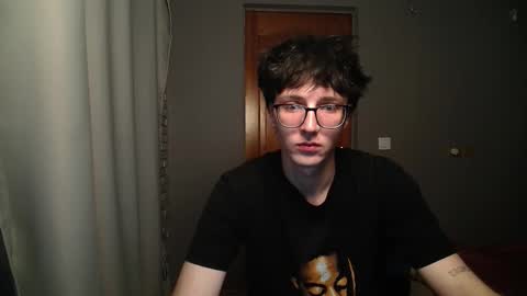 Snapshot of 8_goat chatting on October 22, 11:30 pm Phillip online show from October 22, 11:30 pm