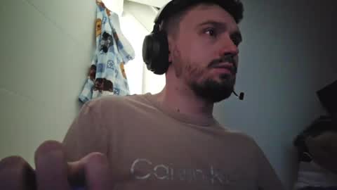 8inchdude93 online show from June 20, 11:59 am