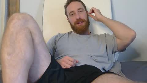 8InchesAndSomeHoles online show from January 13, 7:18 pm