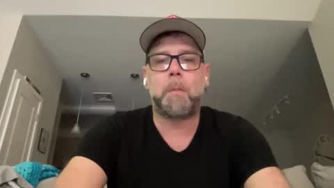 Matty online show from December 14, 8:49 pm