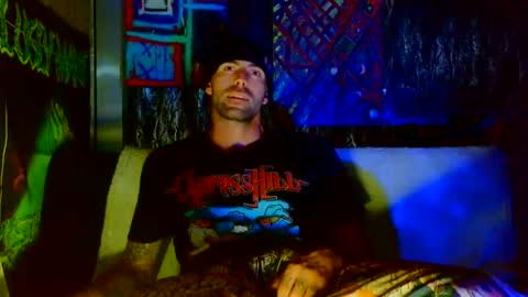 Snapshot of 8inspyder chatting on October 19, 11:02 am EvelDicknievel1 online show from October 19, 11:02 am