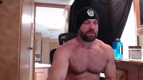 9 fat inches online show from March 7, 8:00 pm