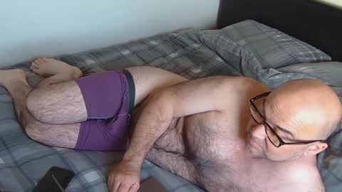 God Zeus online show from April 25, 5:21 am