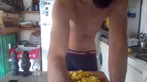 Snapshot of _bubble_buttfunxxx chatting on February 4, 12:22 pm _bubble_buttfunxxx online show from February 4, 12:22 pm