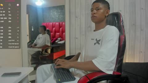 _erick_j online show from April 5, 8:38 pm