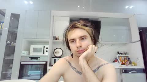 My song  -  online show from July 7, 3:06 am