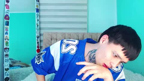 mod online show from December 6, 12:18 am