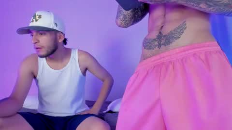    online show from November 7, 8:28 am