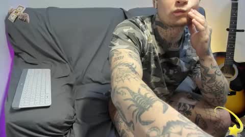 Layne online show from February 10, 8:08 am