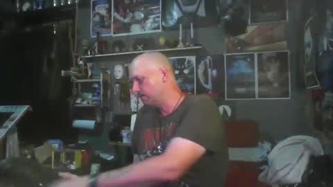 That guy online show from November 26, 2:47 am