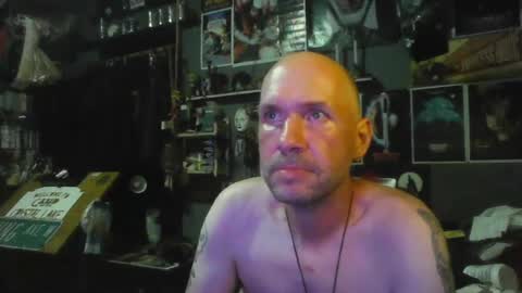 That guy online show from July 9, 1:10 am