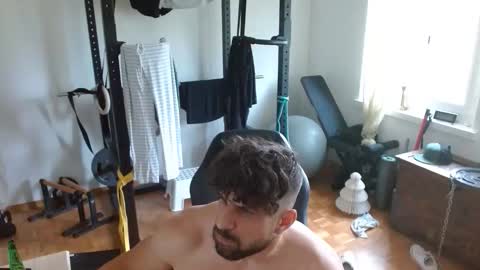 BENJI online show from May 18, 3:17 pm