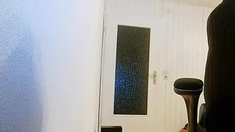 _neverever_ online show from March 29, 8:42 pm