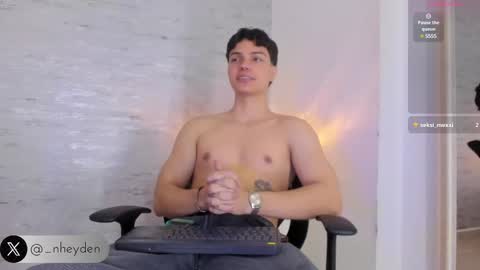 Noah Heyden online show from March 8, 2:05 pm