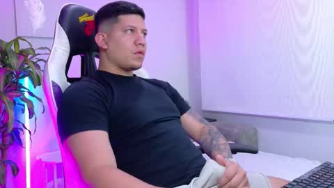 Roberto online show from February 15, 10:35 am