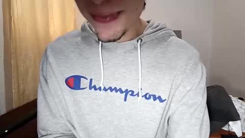 Alejandro Pinzon online show from September 23, 1:43 pm