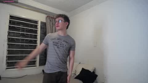 Scot y Patrick online show from November 10, 1:10 am