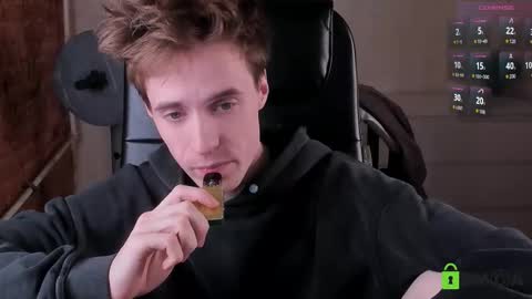 _tokyo_ghoul online show from December 21, 3:31 pm