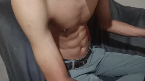 _vov_ online show from April 11, 5:27 pm