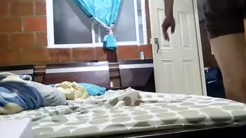 _white_cock online show from December 18, 6:21 am