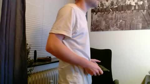 _whoisthatguy_ online show from October 27, 5:15 pm