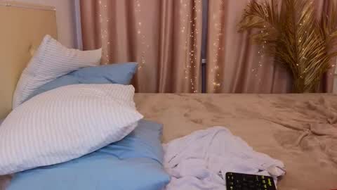 Denis online show from February 7, 4:45 pm