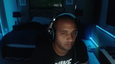 a4orce online show from November 13, 3:00 am