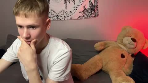 Michael online show from April 2, 8:16 pm