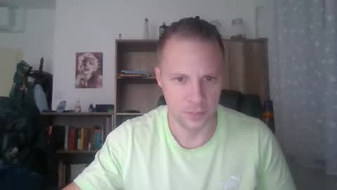 Long distance cumshot online show from December 19, 9:39 am