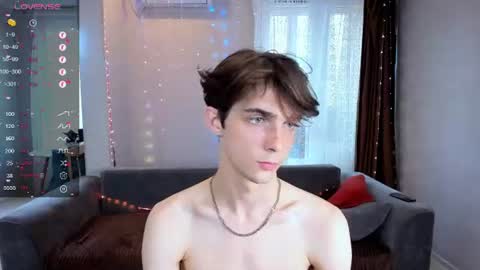 Aaron Bang online show from June 17, 2:08 pm