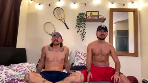 aaron_wheel online show from April 24, 5:43 am