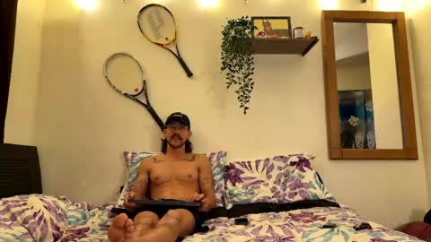 aaron_wheel online show from April 25, 5:54 am