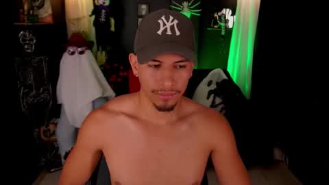 AARON  online show from October 24, 2:02 am