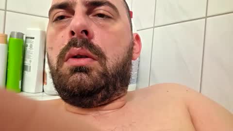 abas1986 online show from February 5, 9:05 am