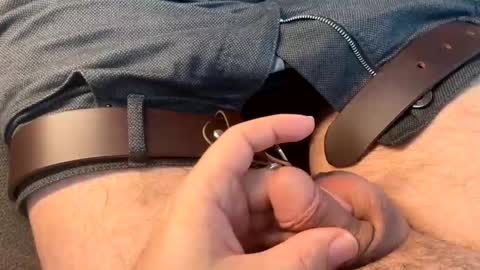 Adam online show from December 17, 1:29 pm